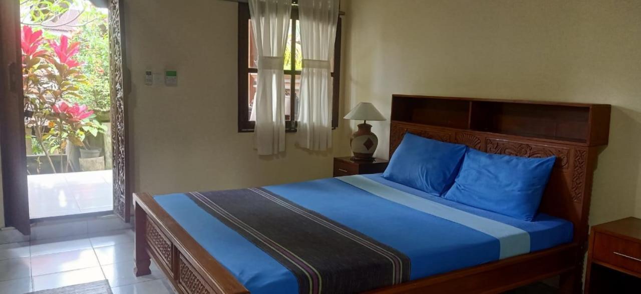 Family Guest House Убуд Экстерьер фото